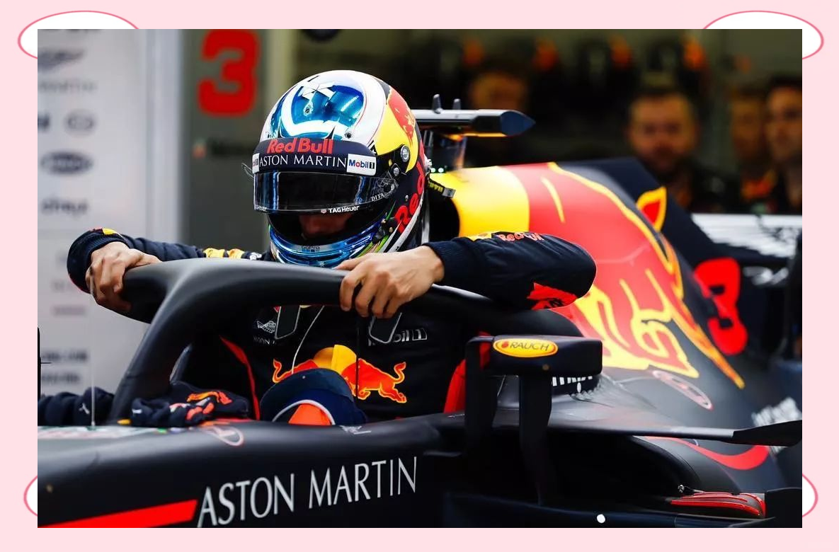 阿斯顿马丁逆转红牛车队，汉密尔顿点燃赛场