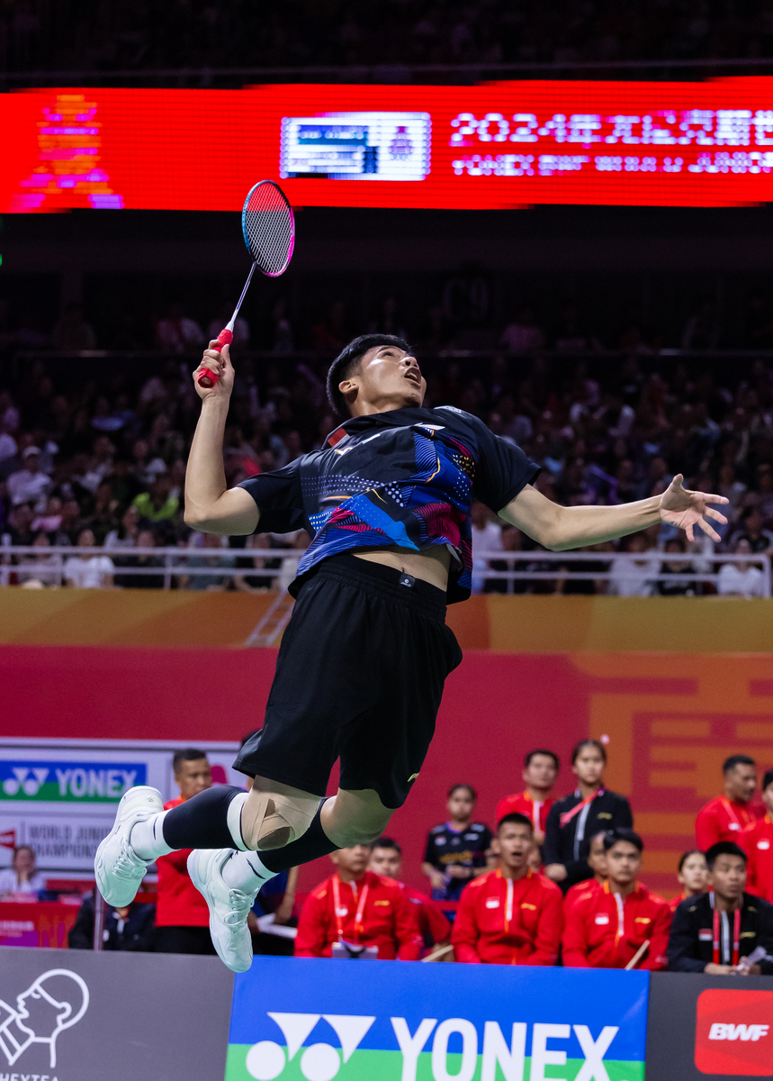 羽毛球选手场上表现丝毫不落下风 羽毛球选手场上表现丝毫不落下风