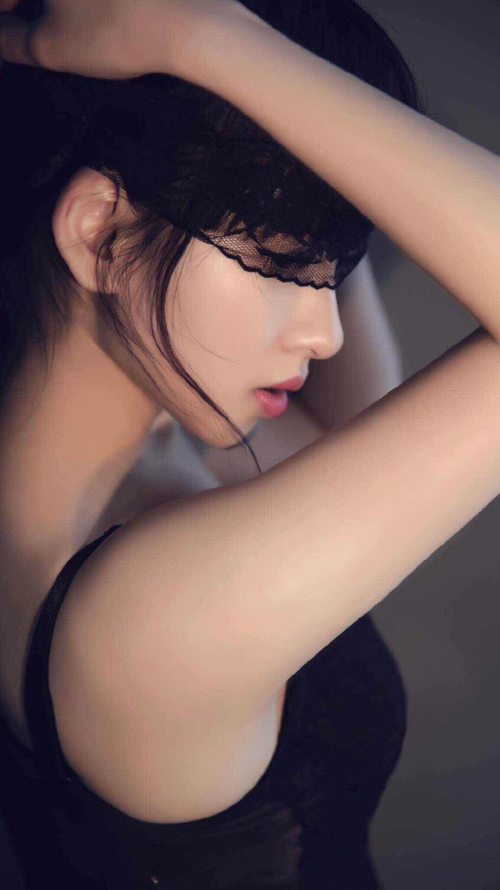 76人横扫火箭创赛季纪录，詹姆斯跨界表演惊艳四座