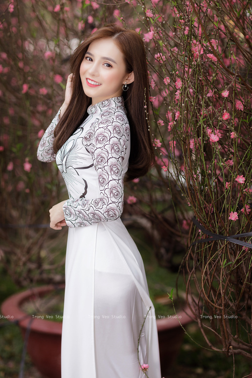 黄金一代黄昏,当非洲风暴吹过伊比利亚半岛,努涅斯用铁蹄改写剧本