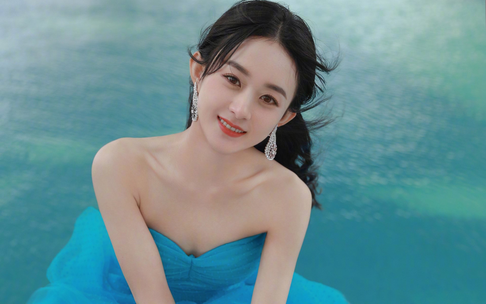 跨界篮球夜，凯尔特人险胜篮网，德罗赞欧冠半决赛上演接管奇迹