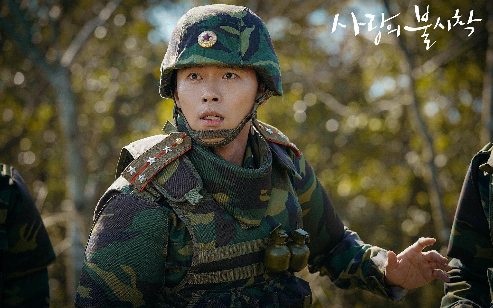 爱游戏在线-终场哨声响起前的抉择，莫兰特如何将嘘声化为胜利赞歌